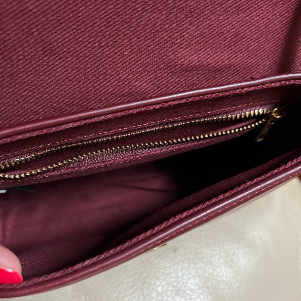 Brandy Melville burgundy Crossbody Bag - Picture 5 of 5